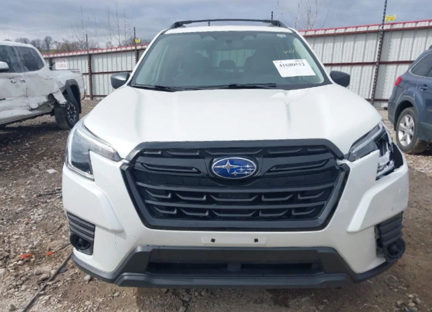Subaru Forester 2.5 CVT* Подгрев* LED* Следене* CarPlay* Дистроник - изображение 2