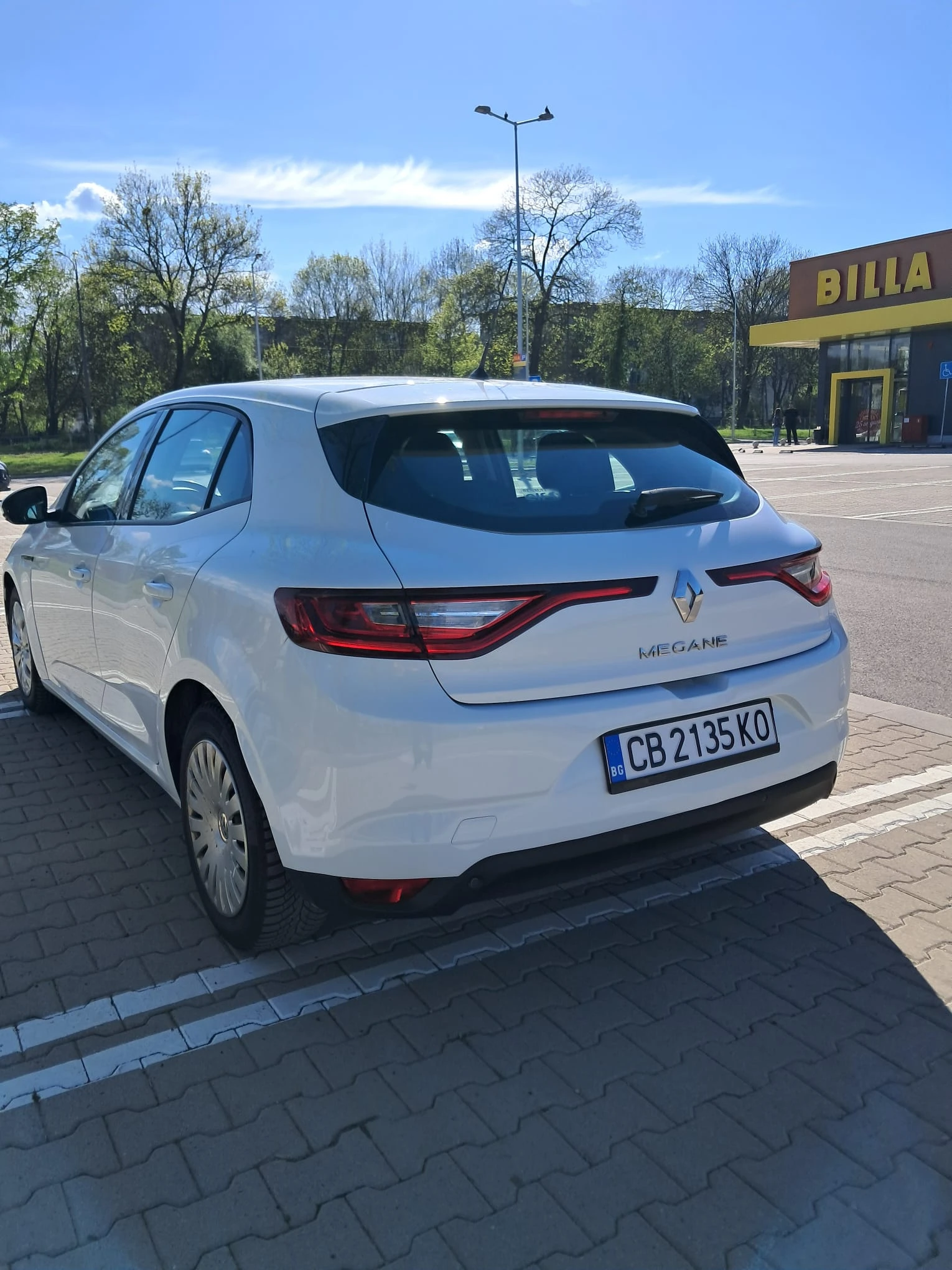 Renault Megane 1.5  - изображение 6
