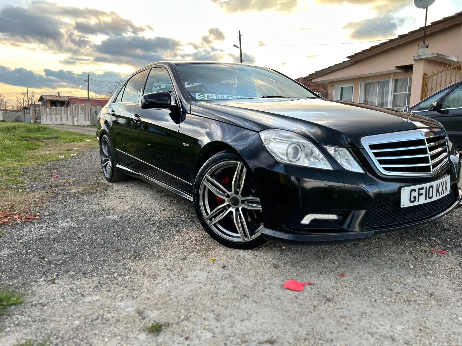 Mercedes-Benz E 350  - изображение 7