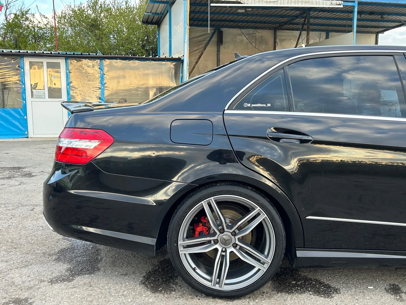 Mercedes-Benz E 350  - изображение 2