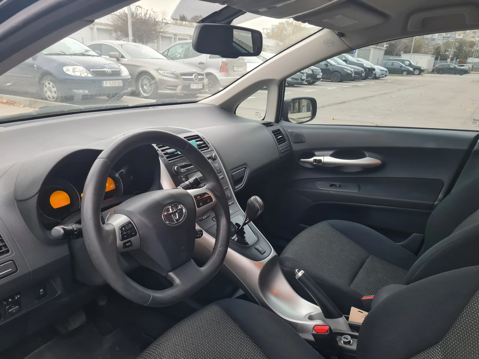 Toyota Auris 1.6i AVTOMAT - изображение 10
