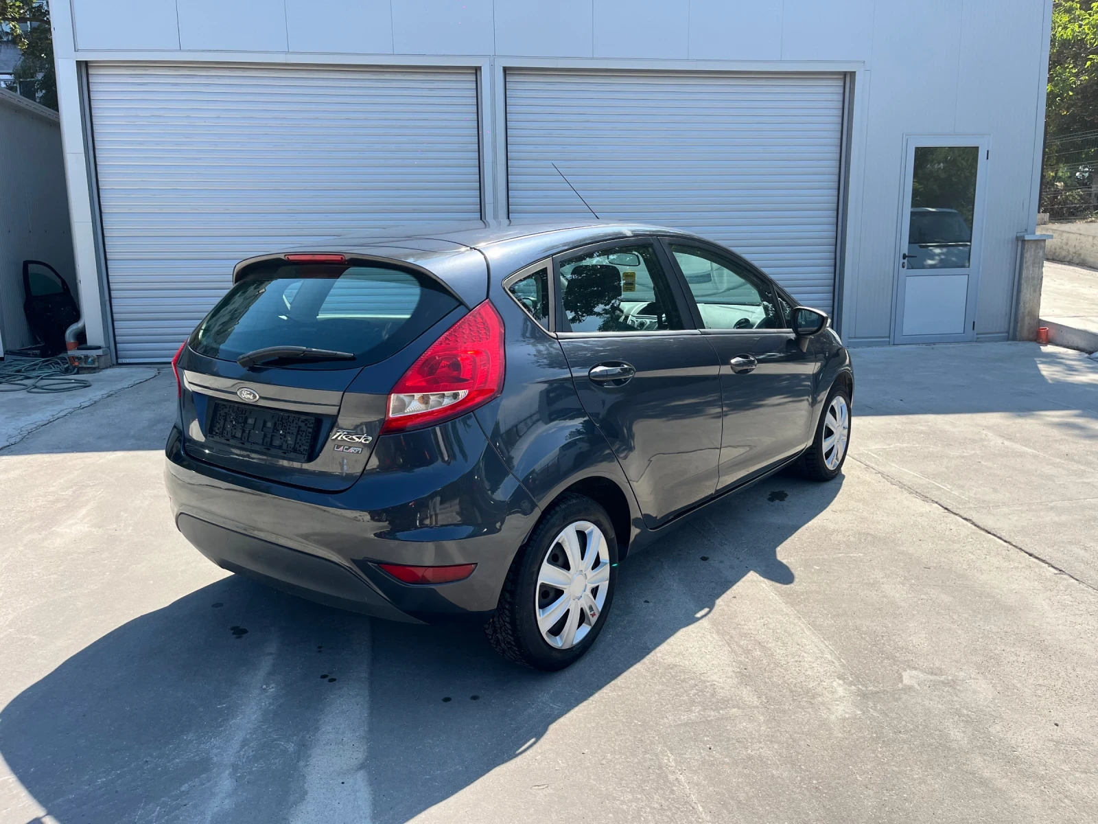 Ford Fiesta 1.25 - изображение 5