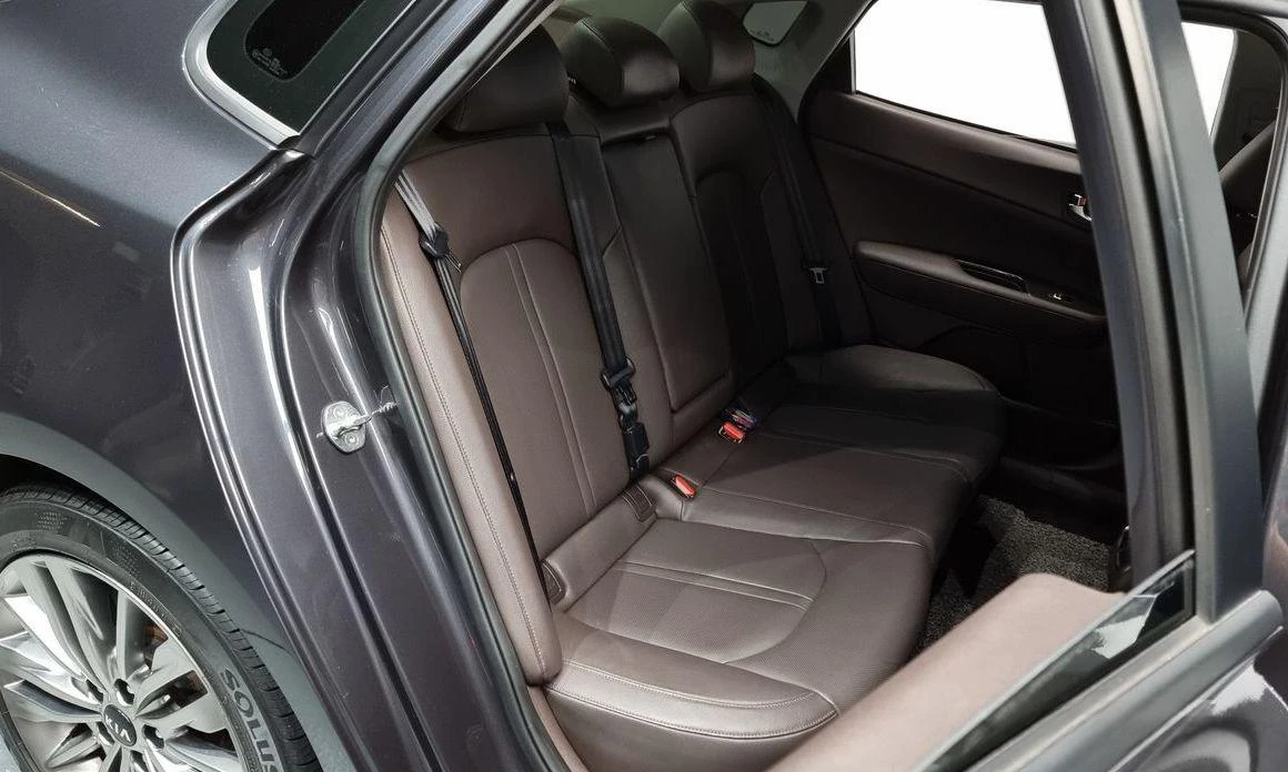 Kia K5 | Mobile.bg   12