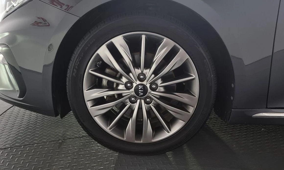 Kia K5  - изображение 5