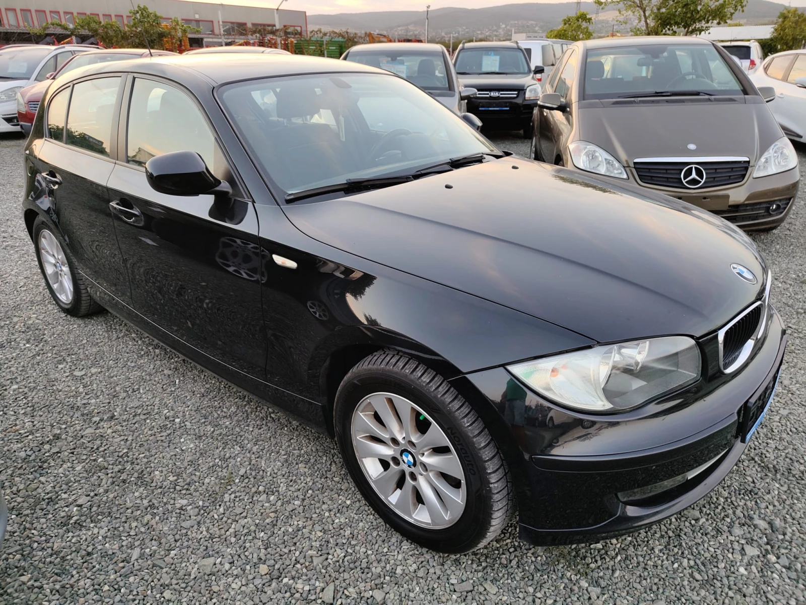 BMW 118 2.0D - изображение 3