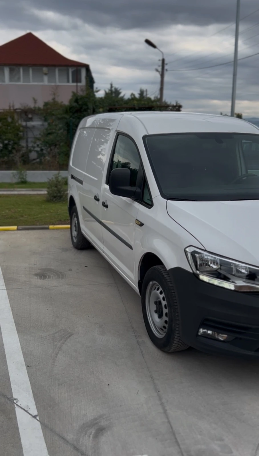VW Caddy 1.4 TGI КАТО НОВ - изображение 3