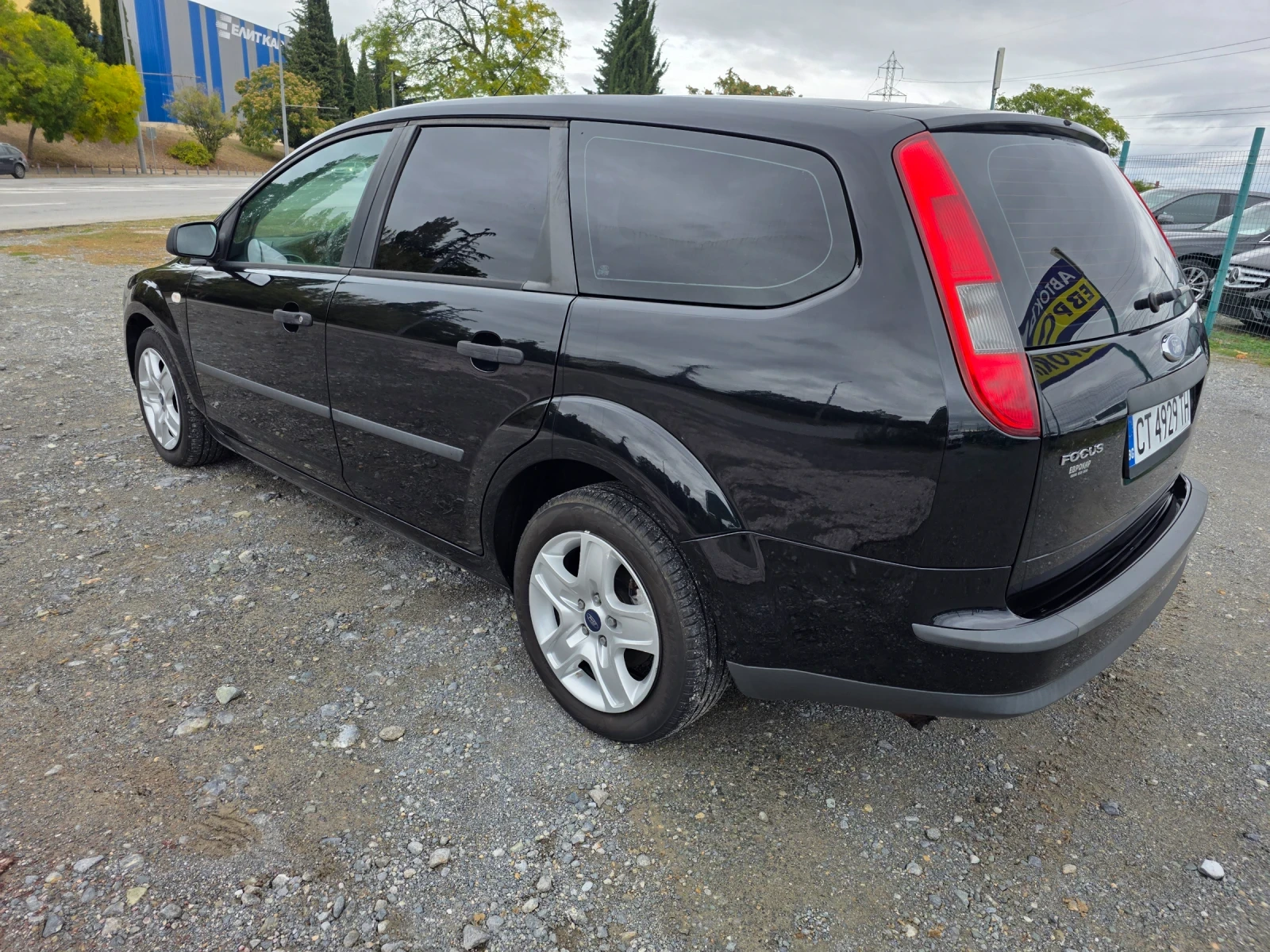 Ford Focus 2.0 i 145 k.c - изображение 7