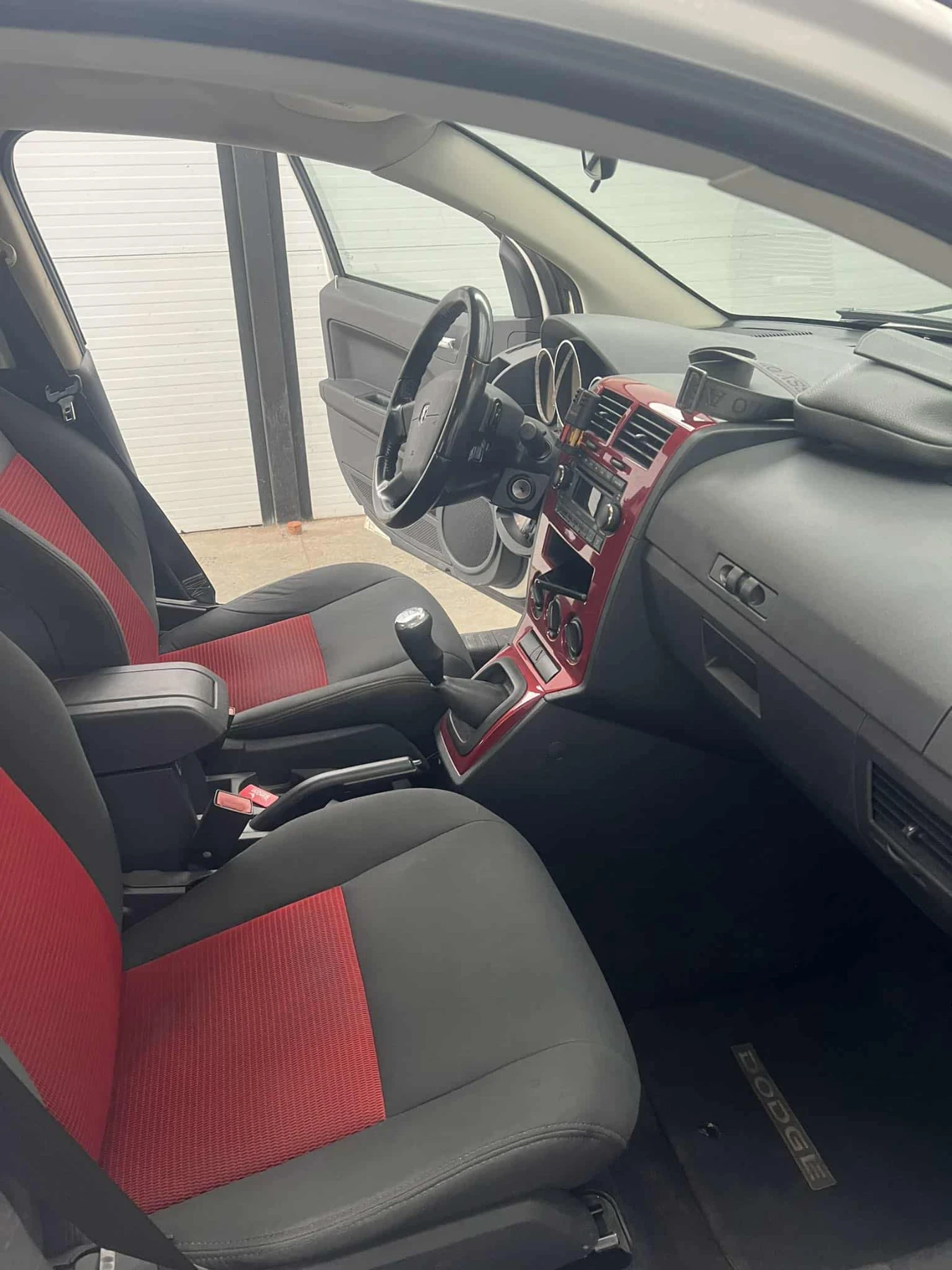 Dodge Caliber  - изображение 6