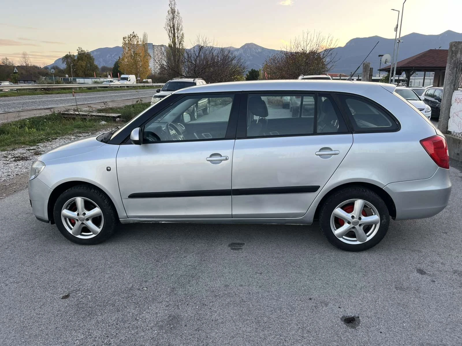 Skoda Fabia 1.2I 69. 72 000 EURO 4   | Mobile.bg   6