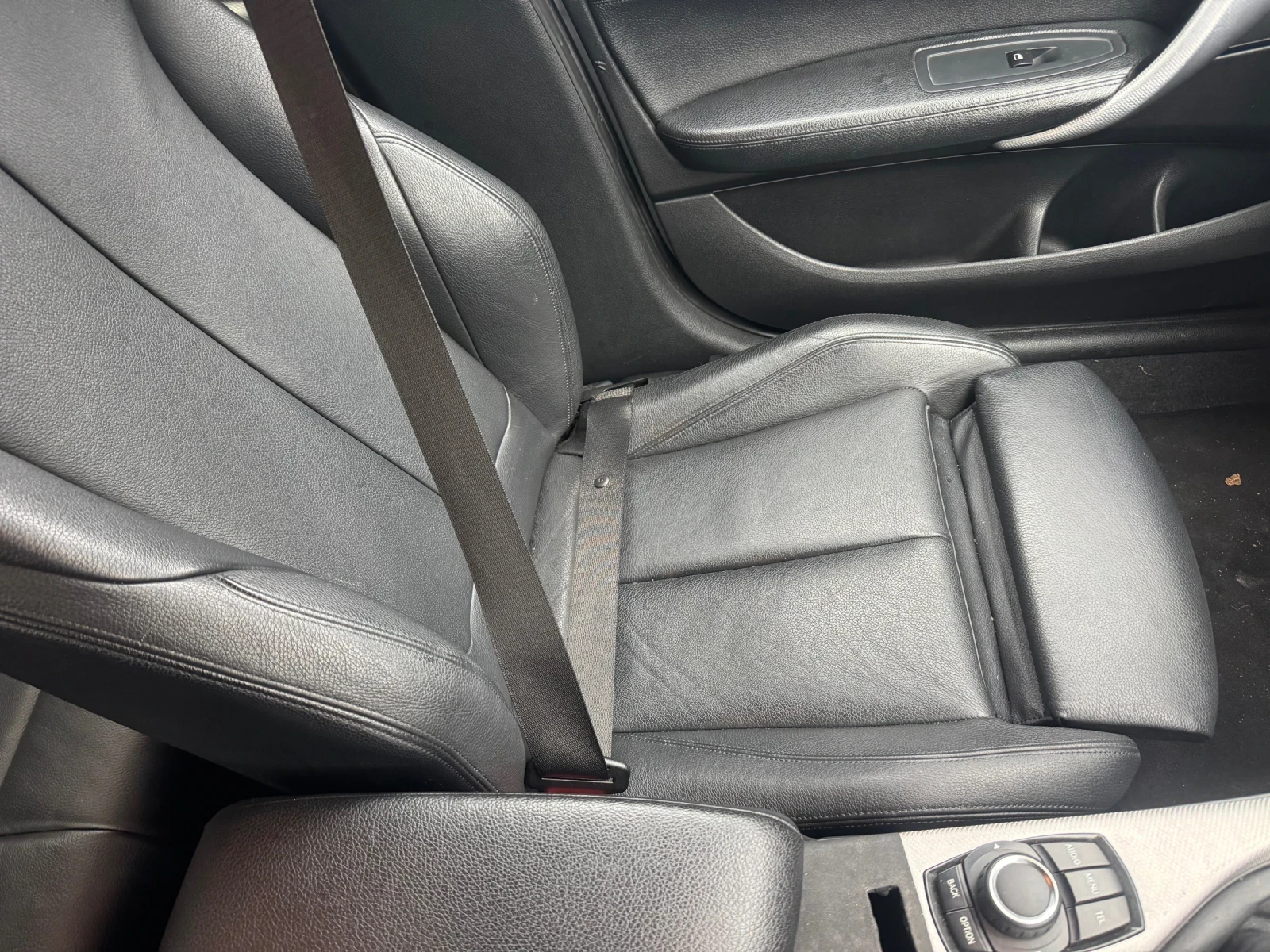 BMW 116 И мпакет, снимка 14 - Автомобили и джипове - 53984703