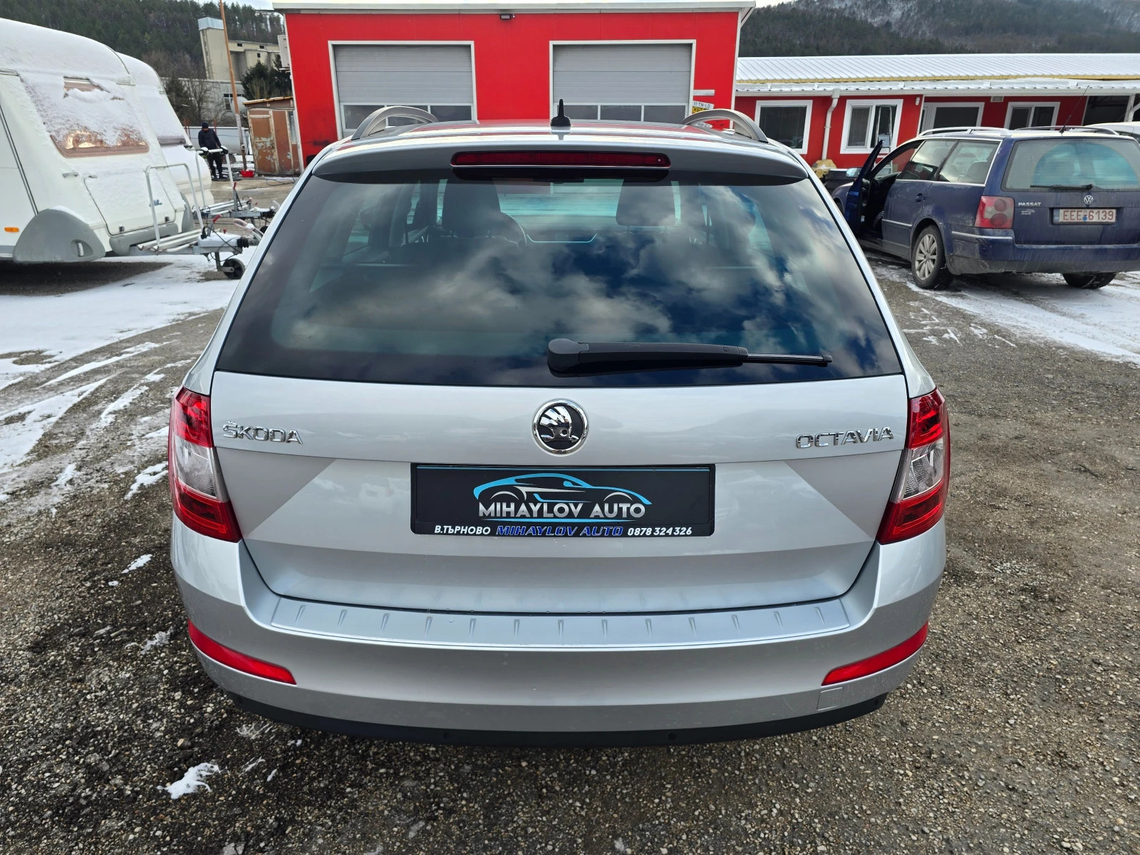 Skoda Octavia 1.6 TDI/4x4/НАВИ  - изображение 4