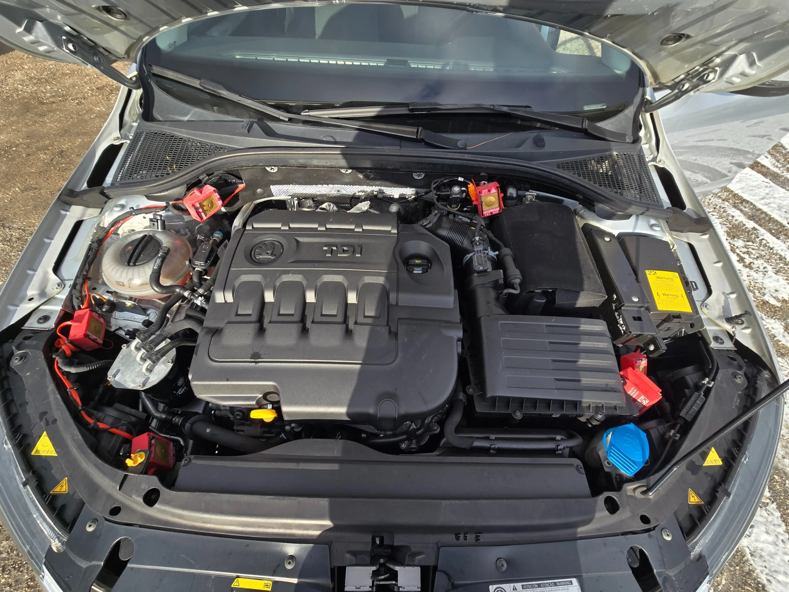 Skoda Octavia 1.6 TDI/4x4/НАВИ  - изображение 9