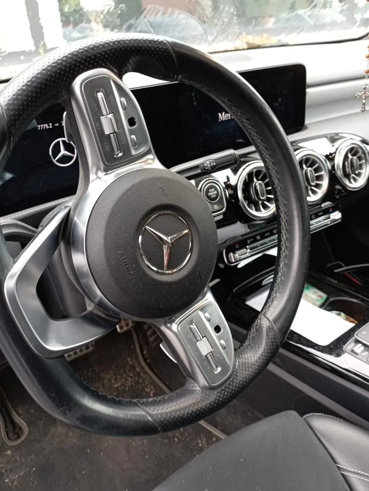 Mercedes-Benz CLA 200 Automatic Executive, снимка 6 - Автомобили и джипове - 53822946