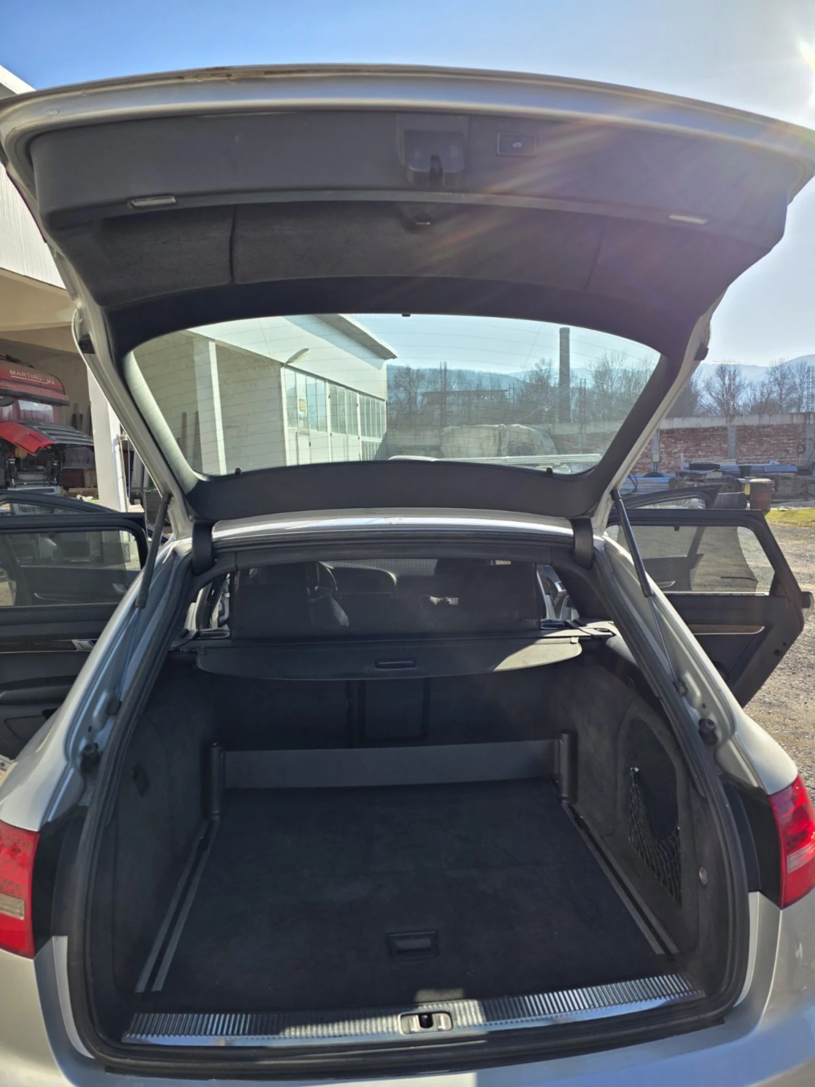 Audi A6 3.0 tdi, снимка 9 - Автомобили и джипове - 54015527