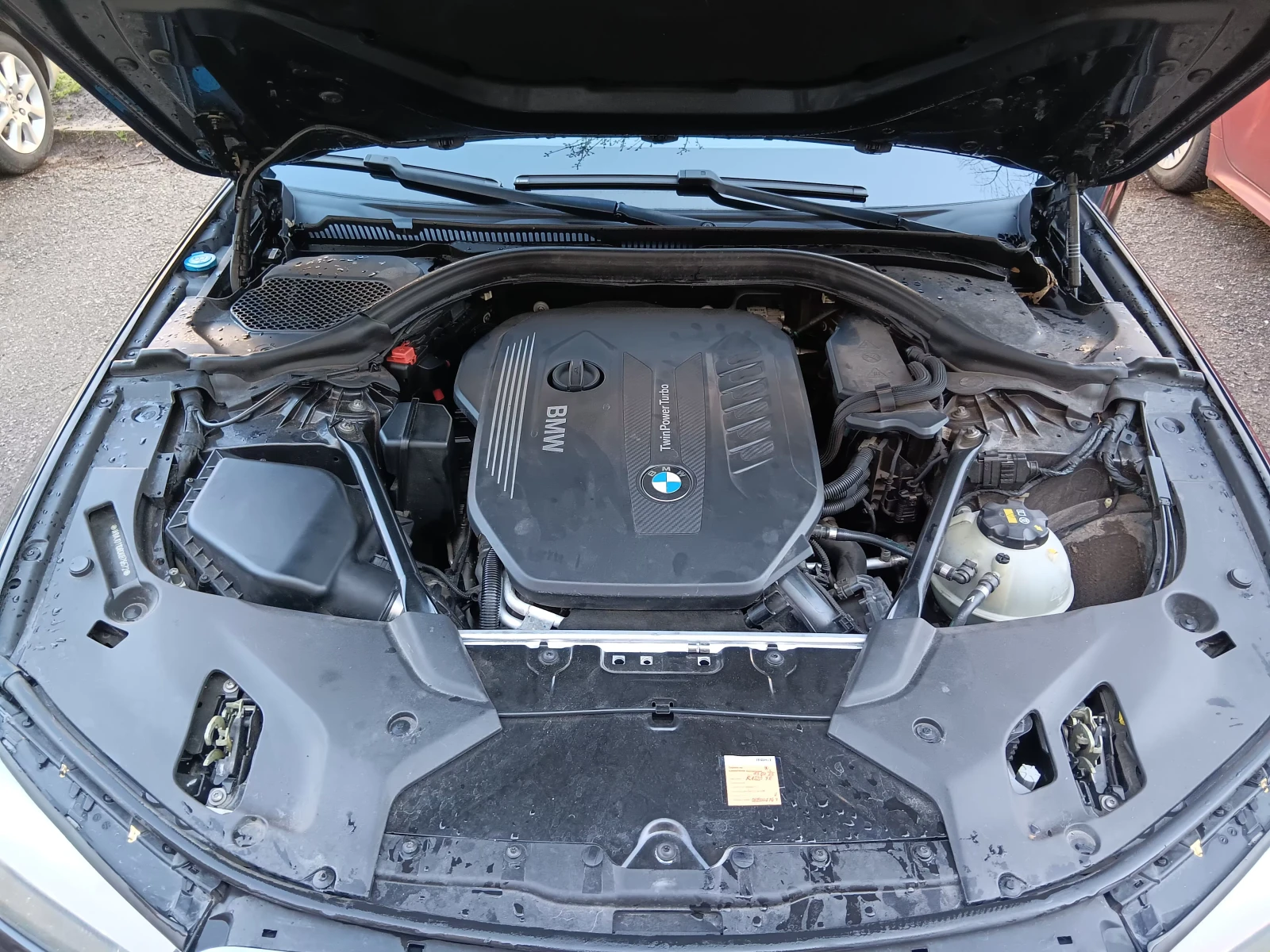 BMW 530  X Drive; Luxury Line, снимка 13 - Автомобили и джипове - 54096630