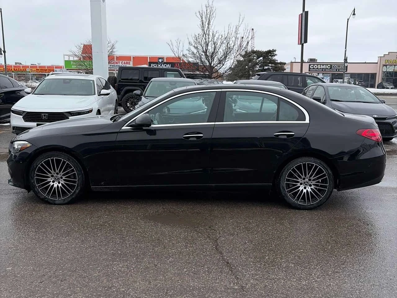 Mercedes-Benz C 300 * CARFAX * ЦЕНА ДО БГ, снимка 3 - Автомобили и джипове - 54121878