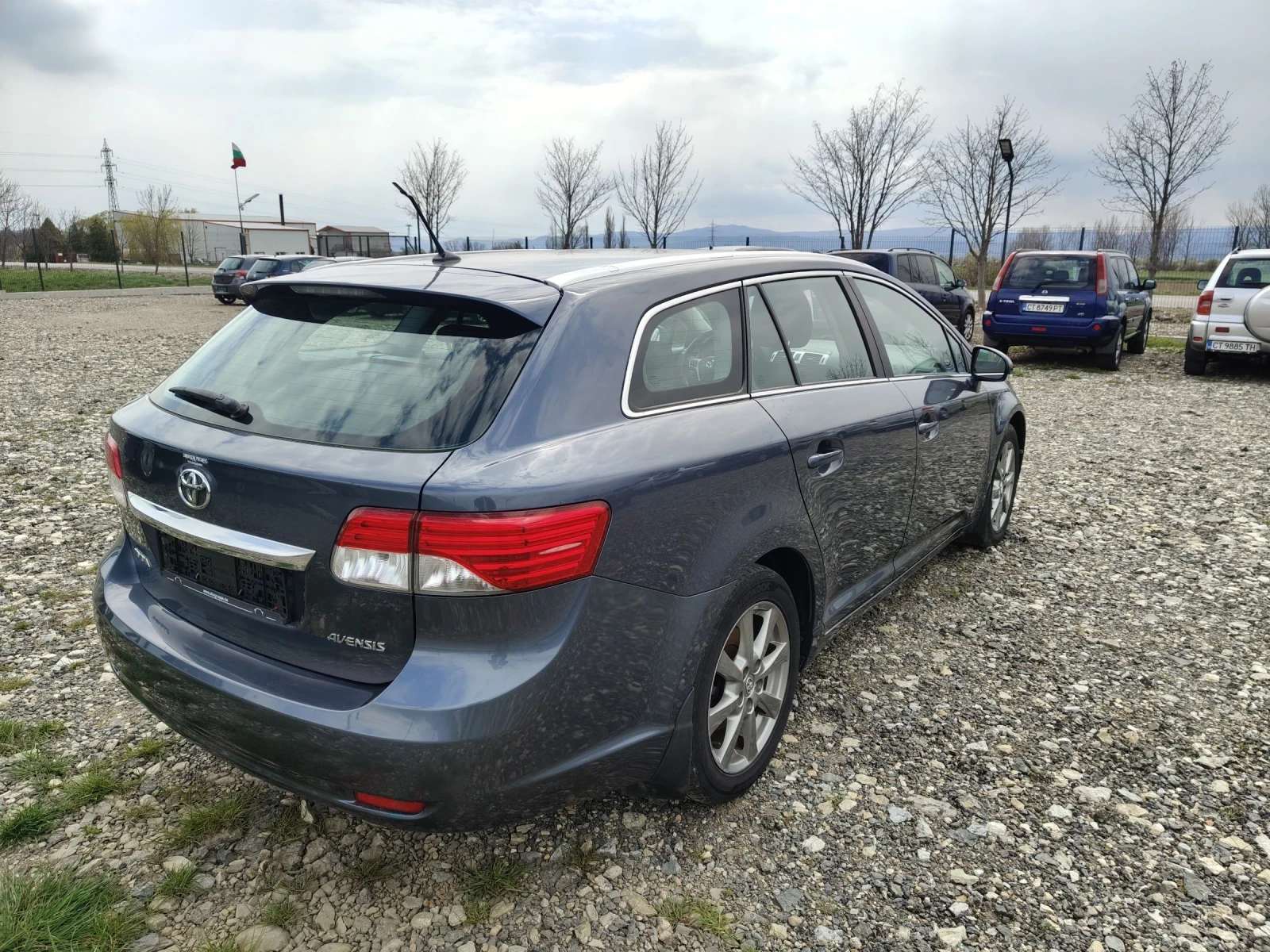 Toyota Avensis 2.2 d4d 150 facelift evro5 , снимка 7 - Автомобили и джипове - 54146454