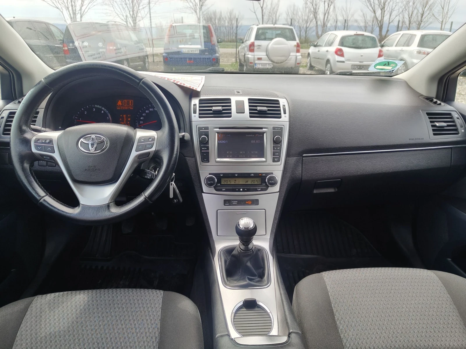 Toyota Avensis 2.2 d4d 150 facelift evro5 , снимка 10 - Автомобили и джипове - 54146454