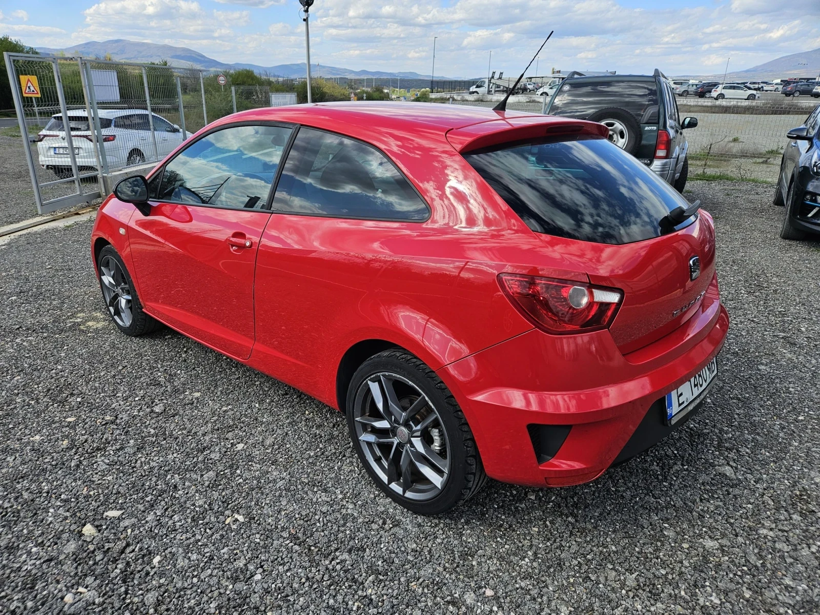 Seat Ibiza 1.4TSi CUPRA FR AUTOMATIC, снимка 3 - Автомобили и джипове - 54148792