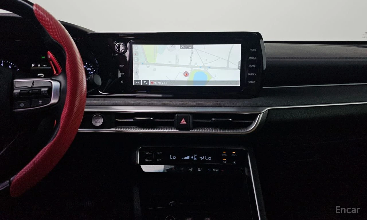 Kia K5 2.0* PRESTIGE* ПОДГРЕВ* ОБДУХВАНЕ* КАМЕРА* КЕЙЛЕС*, снимка 8 - Автомобили и джипове - 54807560