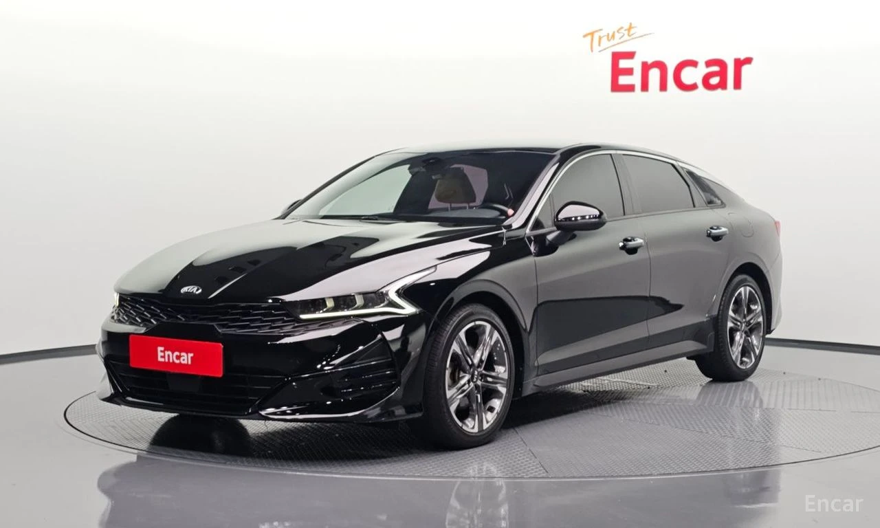 Kia K5 2.0* PRESTIGE* ПОДГРЕВ* ОБДУХВАНЕ* КАМЕРА* КЕЙЛЕС*