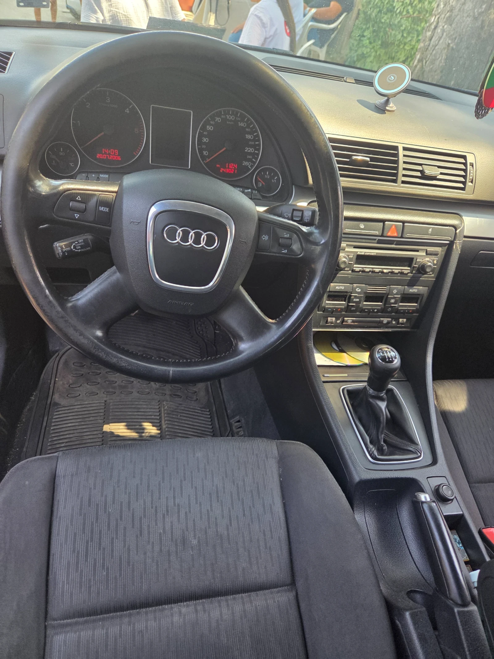 Audi A4, снимка 5 - Автомобили и джипове - 55365548