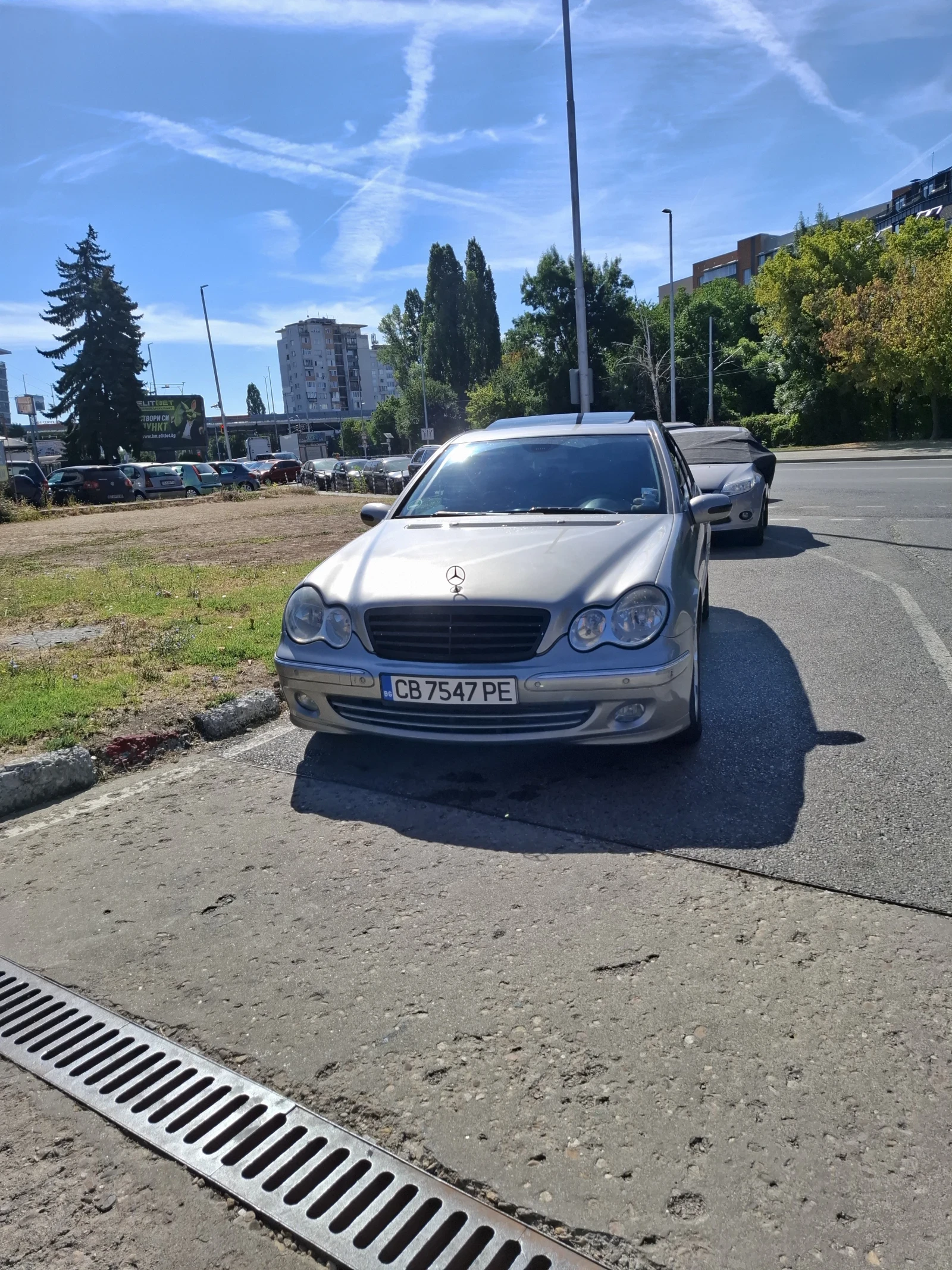 Mercedes-Benz C 220, снимка 2 - Автомобили и джипове - 55717748