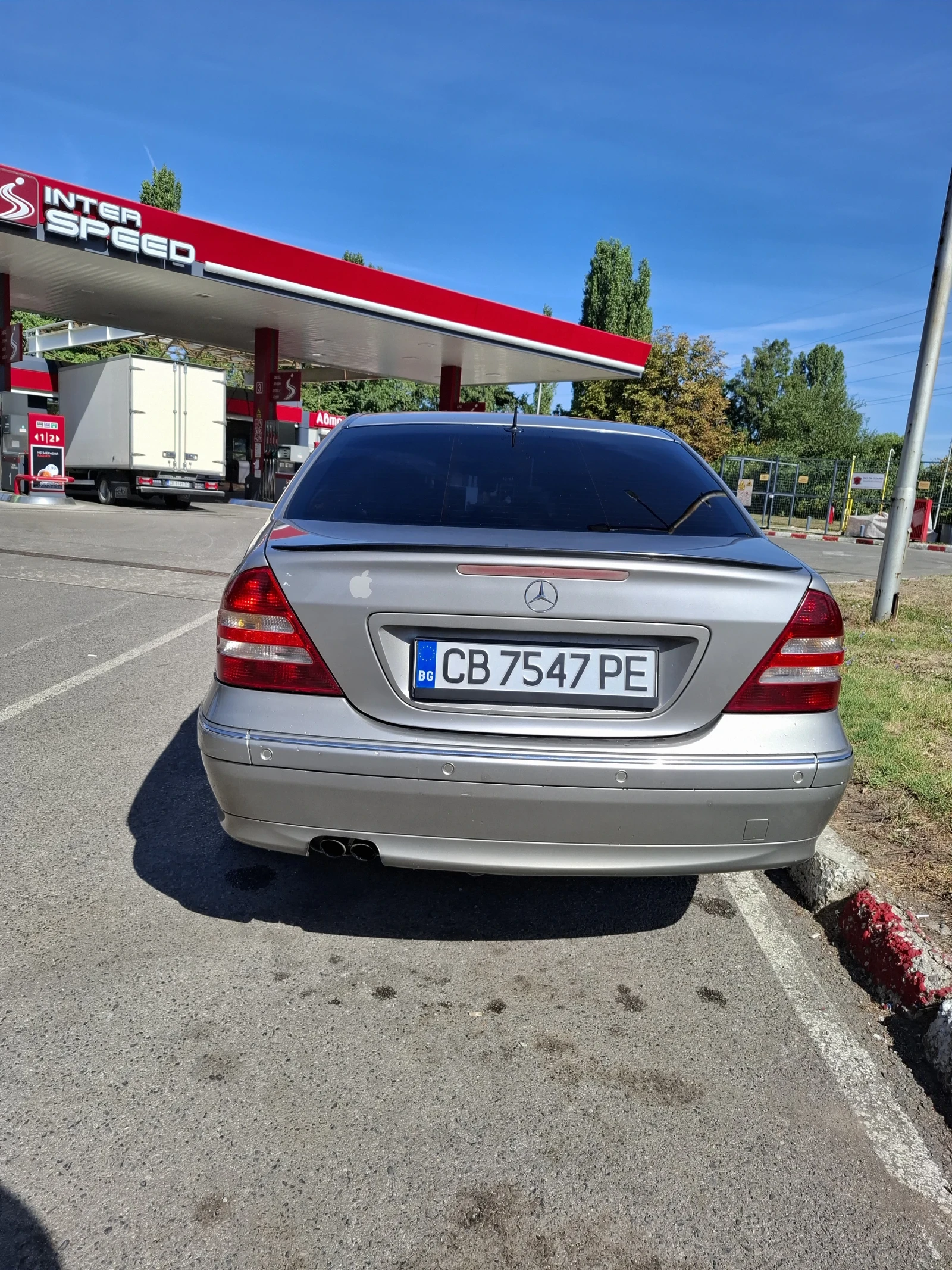 Mercedes-Benz C 220, снимка 4 - Автомобили и джипове - 55717748