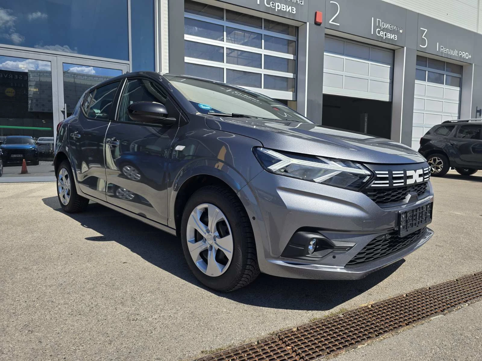 Dacia Sandero 1.0 TCe 100 LPG, снимка 2 - Автомобили и джипове - 56015166