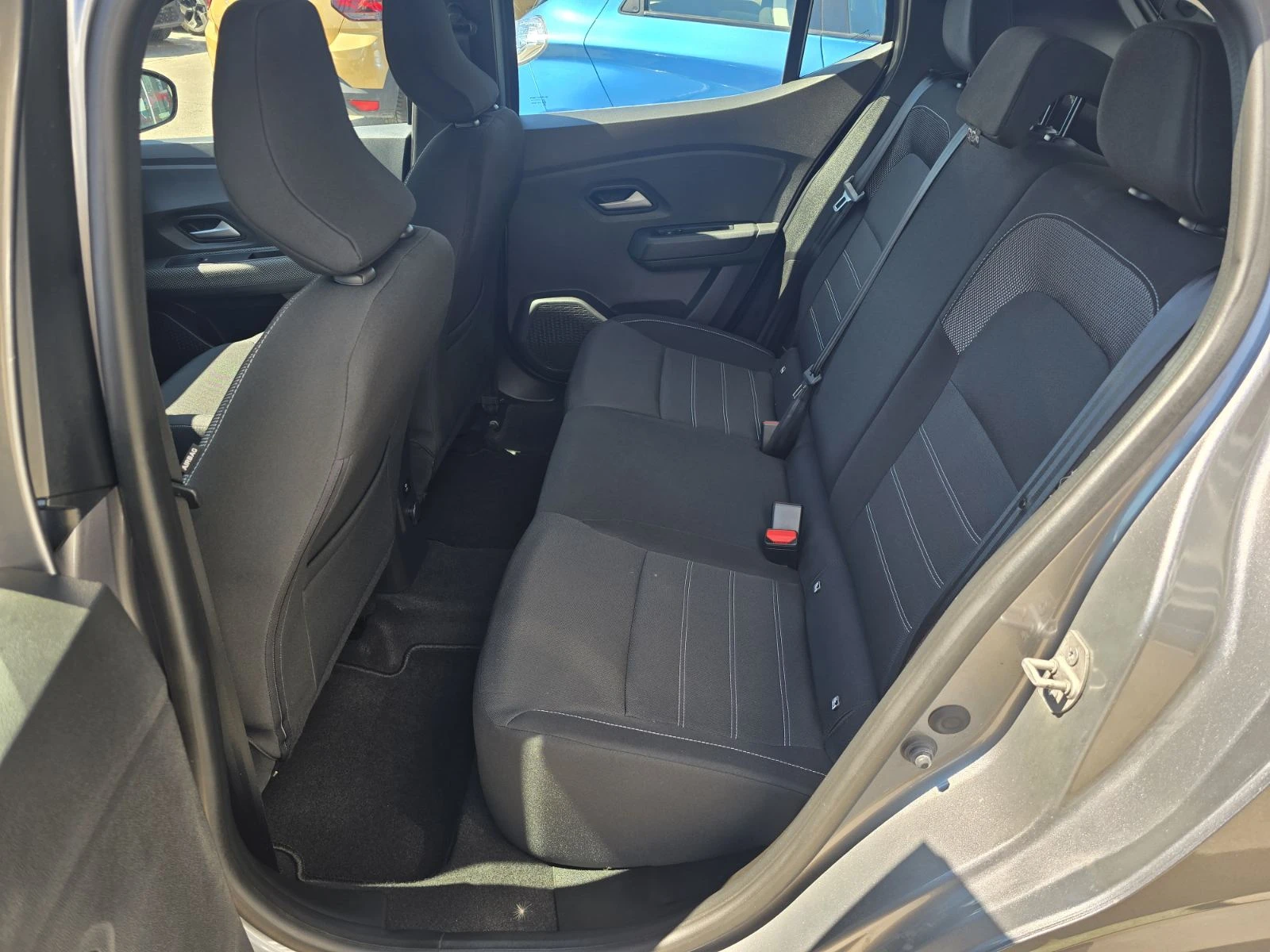 Dacia Sandero 1.0 TCe 100 LPG, снимка 13 - Автомобили и джипове - 56015166