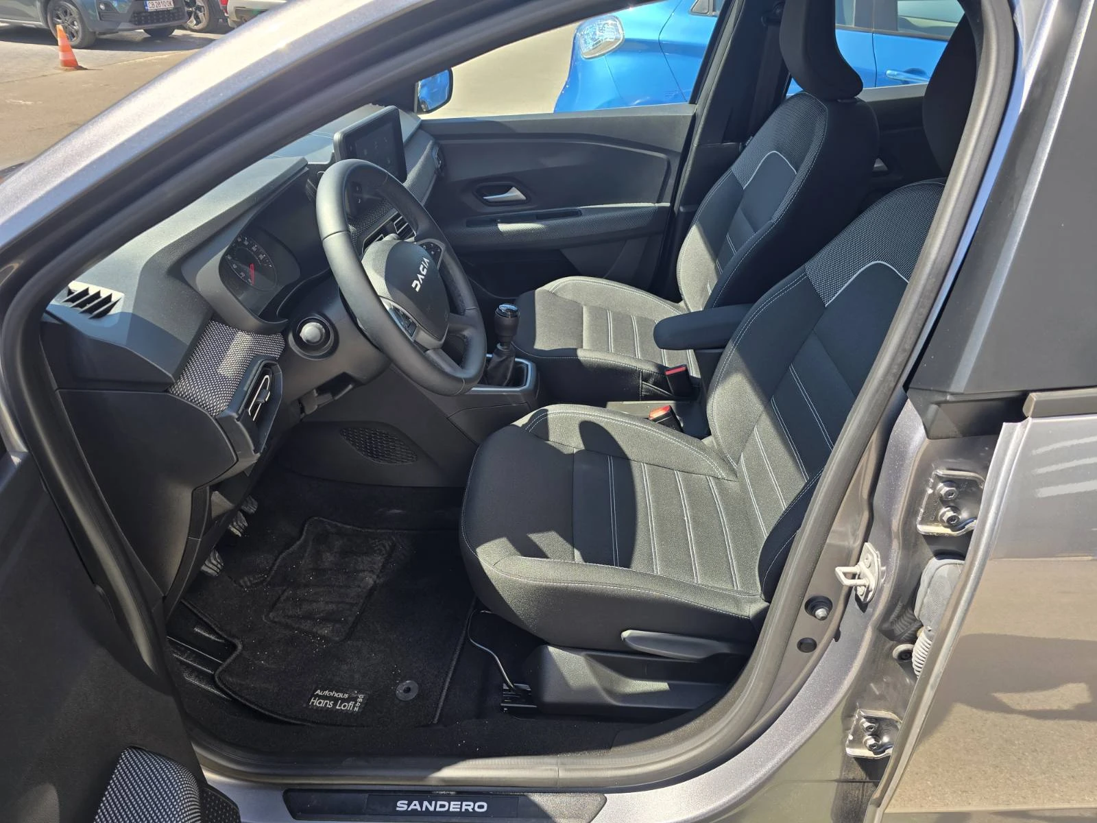 Dacia Sandero 1.0 TCe 100 LPG, снимка 12 - Автомобили и джипове - 56015166
