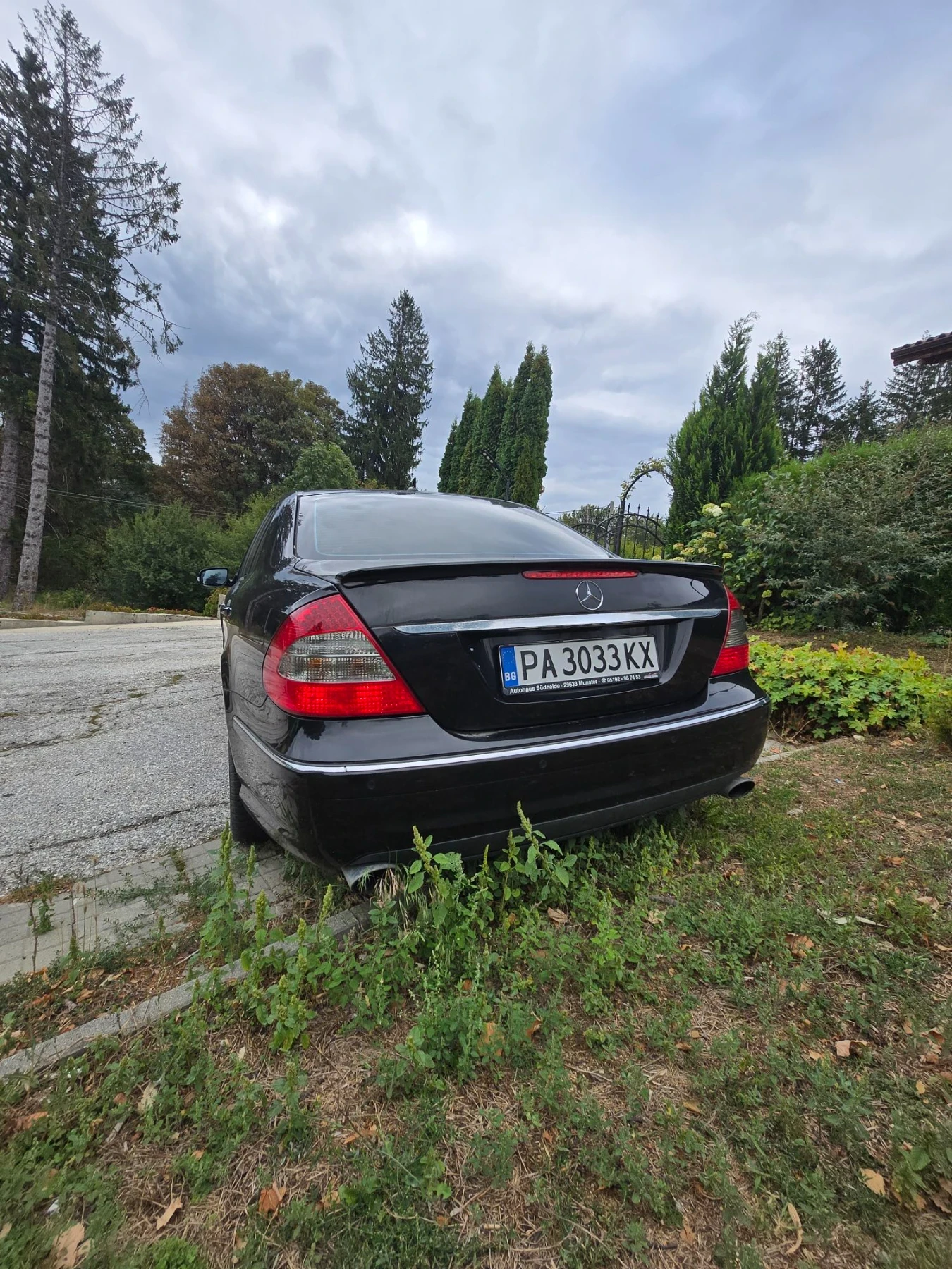 Mercedes-Benz E 320, снимка 9 - Автомобили и джипове - 56171147