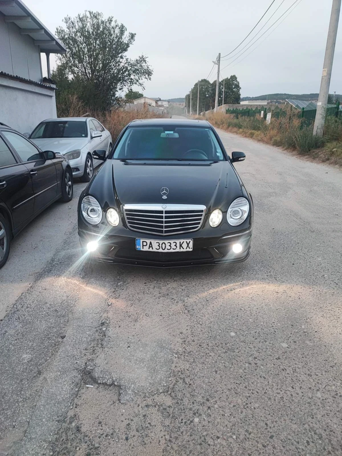 Mercedes-Benz E 320, снимка 3 - Автомобили и джипове - 56171147