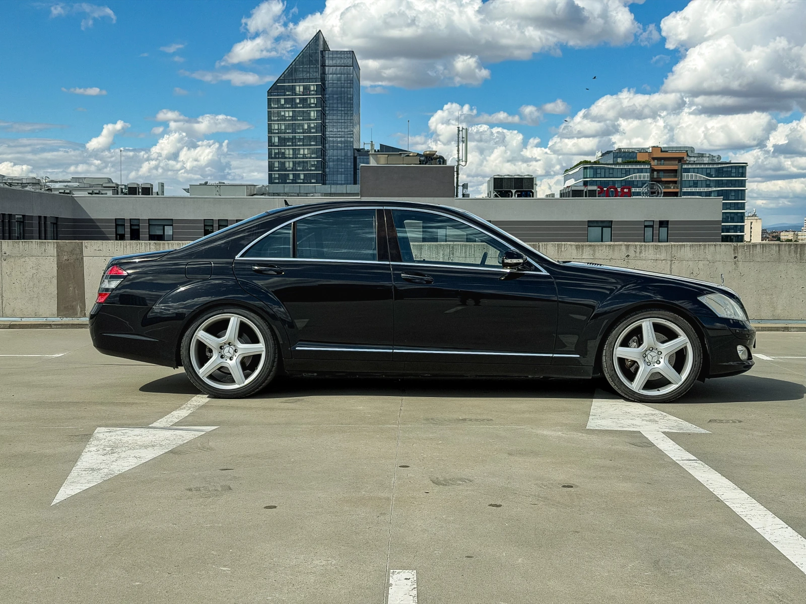 Mercedes-Benz S 500 388 к.с.   Отлично състояние   Богато оборудване, снимка 3 - Автомобили и джипове - 56183106