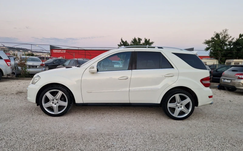 Mercedes-Benz ML 320 Регистриран /Обслужен /Лизинг , снимка 5 - Автомобили и джипове - 51909910