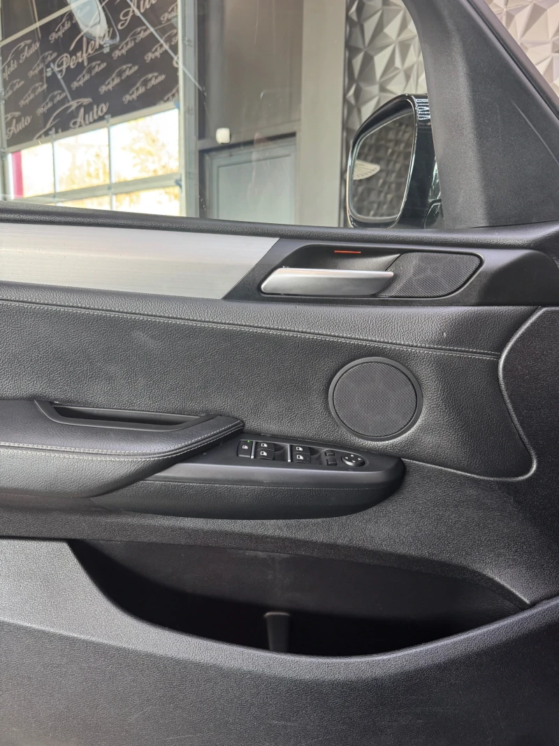 BMW X3 35d xDrive * M PACKET * ПАНОРАМА * HEAD UP , снимка 12 - Автомобили и джипове - 52850698