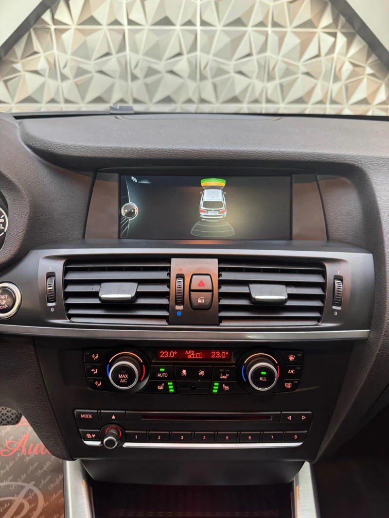 BMW X3 35d xDrive * M PACKET * ПАНОРАМА * HEAD UP , снимка 10 - Автомобили и джипове - 52850698