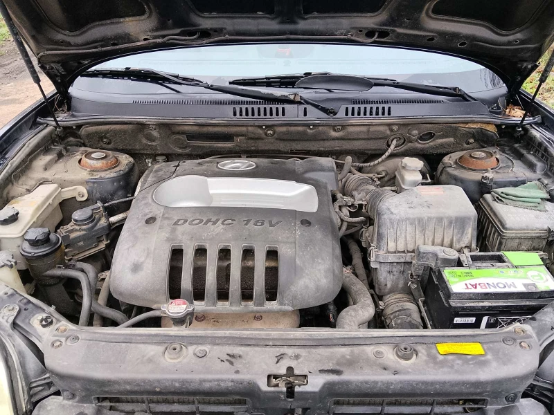 Hyundai Santa fe 2.4i FWD, снимка 11 - Автомобили и джипове - 52856647