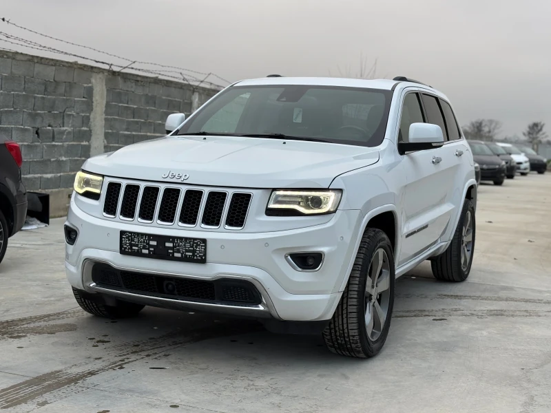 Jeep Grand cherokee 3.0D 8ZF* Overland* Full Max* Обдухване* Дистроник, снимка 2 - Автомобили и джипове - 52886111