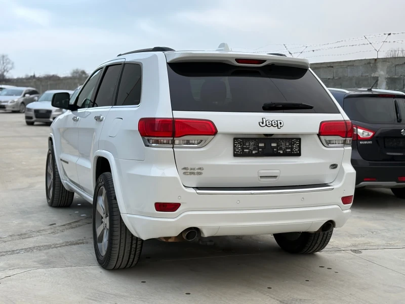 Jeep Grand cherokee 3.0D 8ZF* Overland* Full Max* Обдухване* Дистроник, снимка 4 - Автомобили и джипове - 52886111