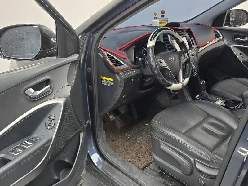 Hyundai Santa fe 2.0, снимка 10 - Автомобили и джипове - 54872048