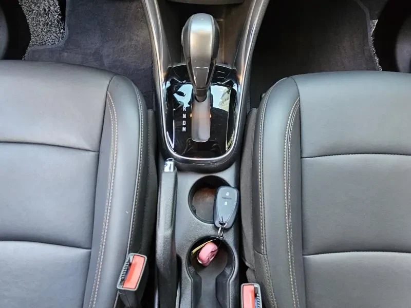 Chevrolet Trax 1.4 Premier, снимка 9 - Автомобили и джипове - 56576169