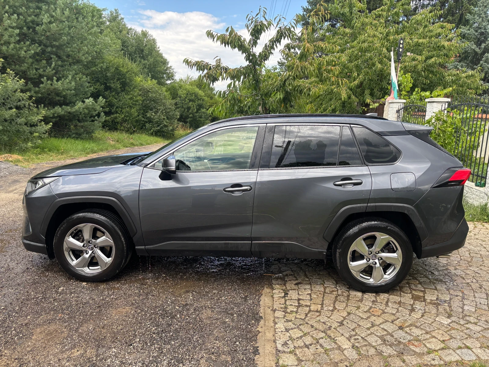 Toyota Rav4 2.0 175 к.с. - изображение 2
