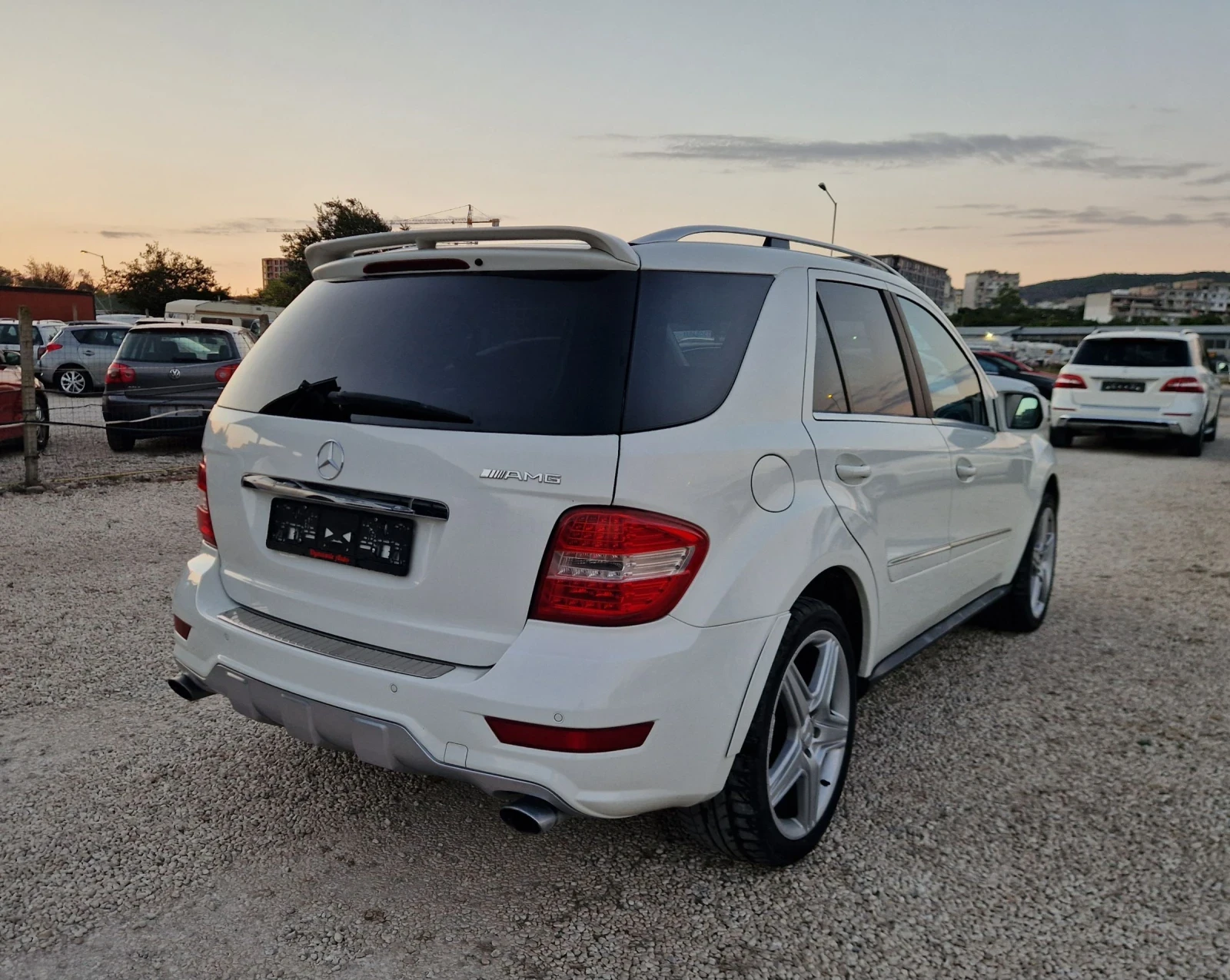 Mercedes-Benz ML 320 Регистриран /Обслужен /Лизинг  - изображение 6