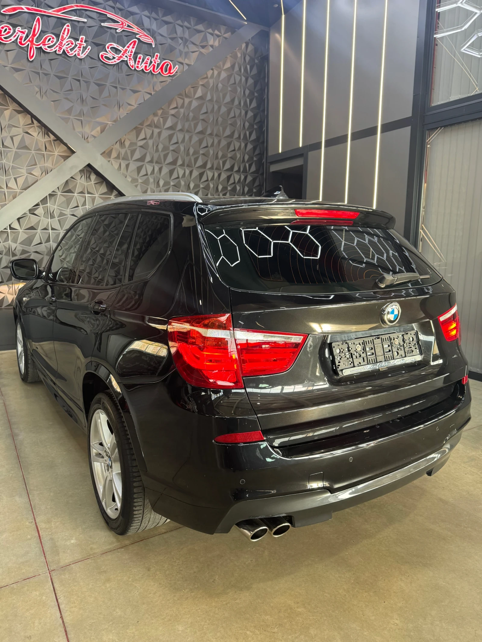 BMW X3 35d xDrive * M PACKET * ПАНОРАМА * HEAD UP  - изображение 3