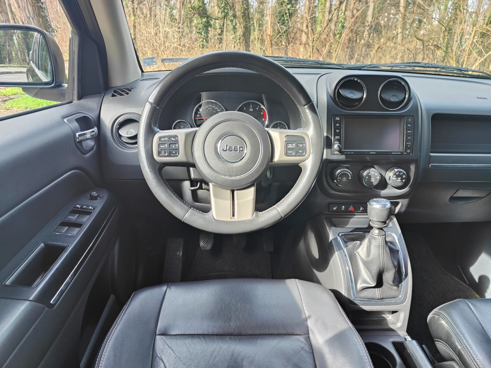 Jeep Compass LIMITED, снимка 8 - Автомобили и джипове - 53708483