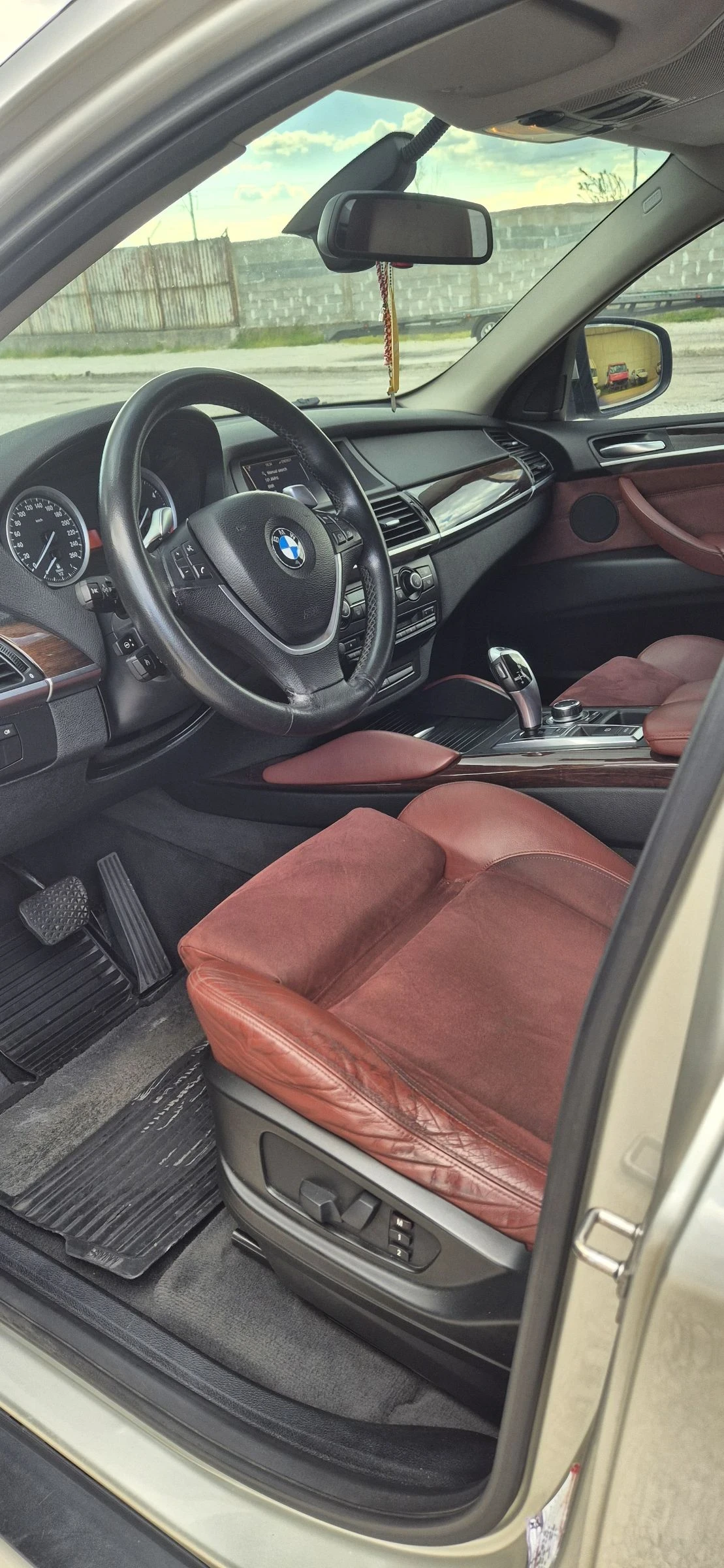 BMW X6, снимка 10 - Автомобили и джипове - 54152092