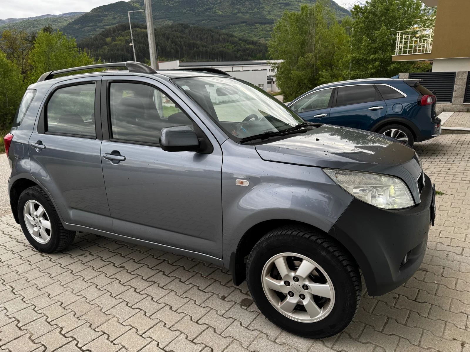 Daihatsu Terios LPG Avtomat, снимка 7 - Автомобили и джипове - 54382348