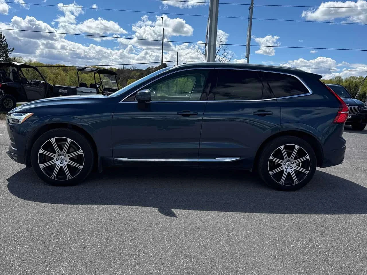 Volvo XC60 * Inscription * 2 КЛЮЧА* KEYLESS* PANO* ПОДГРЕВ* , снимка 2 - Автомобили и джипове - 54513521