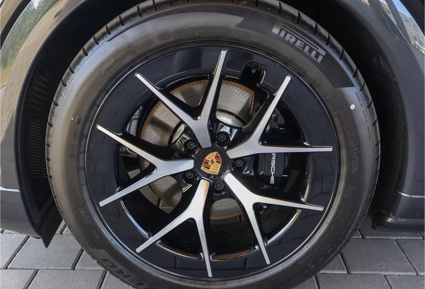 Porsche Cayenne ELECTRIC * NEW 2026* BOSE PANORAMA CHRONO, снимка 6 - Автомобили и джипове - 54812367